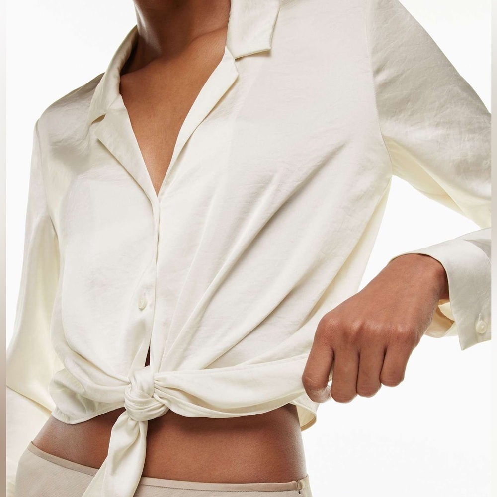 Aritzia Wilfred Tie-Front Satin Blouse Silky Material Tie Front Twist Front Top